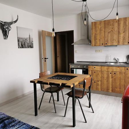 Luxusni Apartmany Sobeslav Ngoại thất bức ảnh